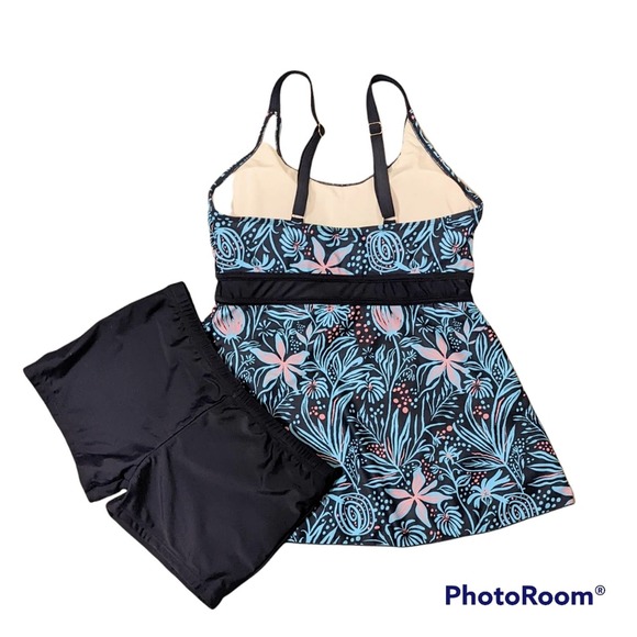 Two Piece Flared Swimsuit with Boy Short Bottoms Turquoise and Navy Size M NWOT - Picture 4 of 4